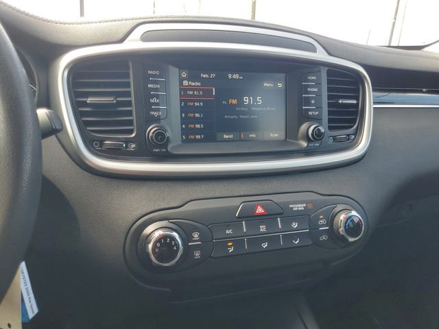 Used 2020 Kia Sorento LX image 21