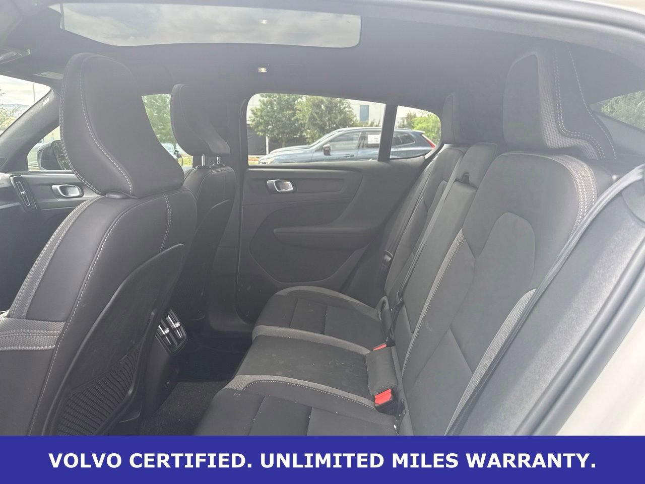 Certified 2023 Volvo C40 Recharge Core AWD/4WD image 14