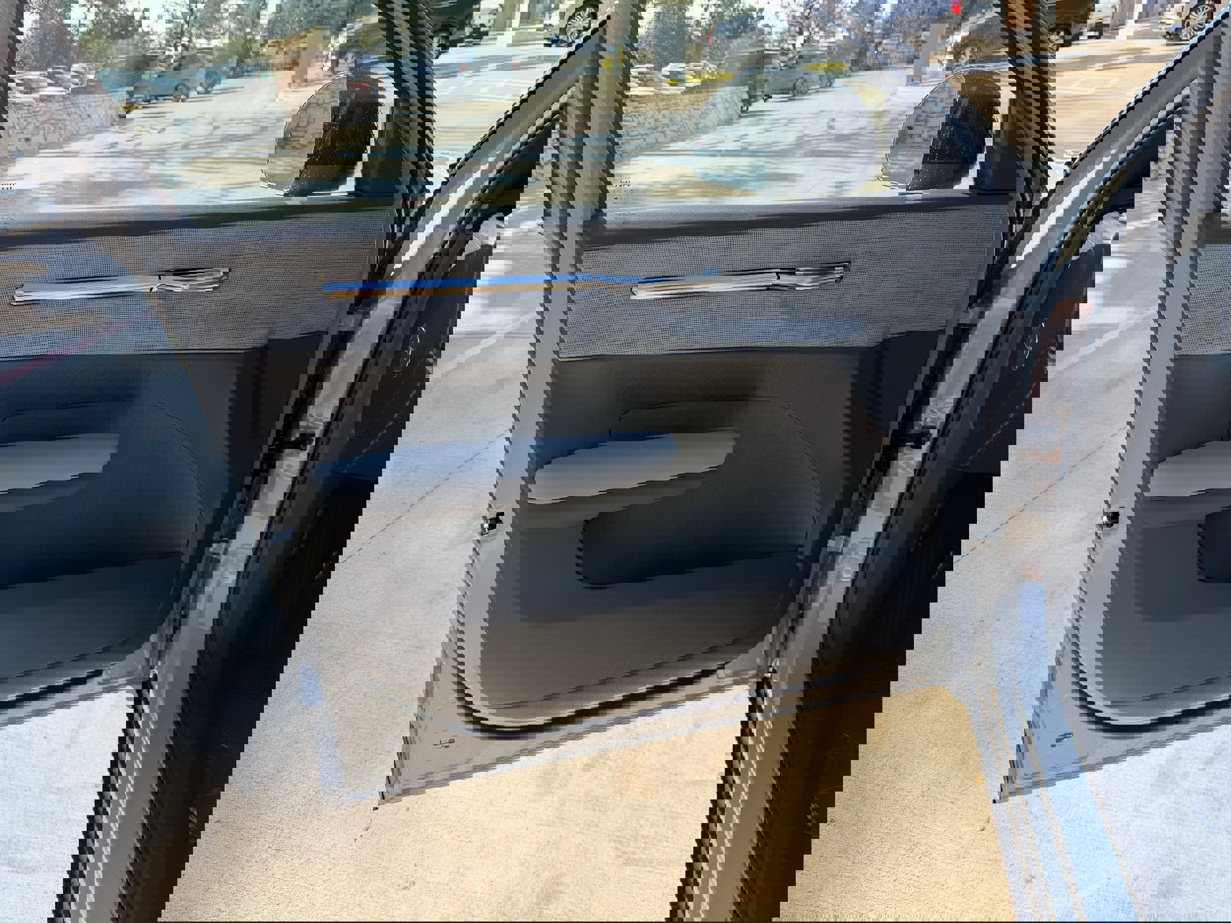 Used 2026 Volvo EX30 Cross Country Ultra w/ Protection Package Premier image 18