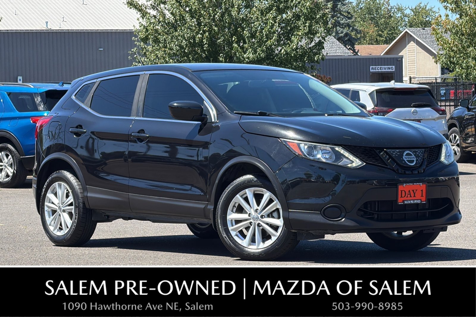 Used 2018 Nissan Rogue Sport S w/ S Appearance Package FWD image 1