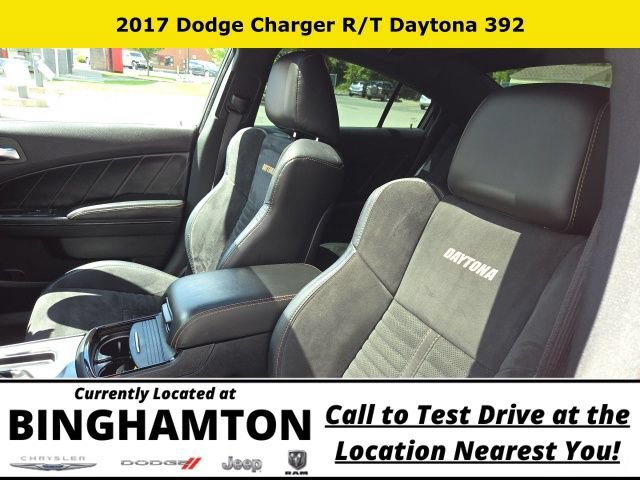 Used 2017 Dodge Charger R/T RWD image 10