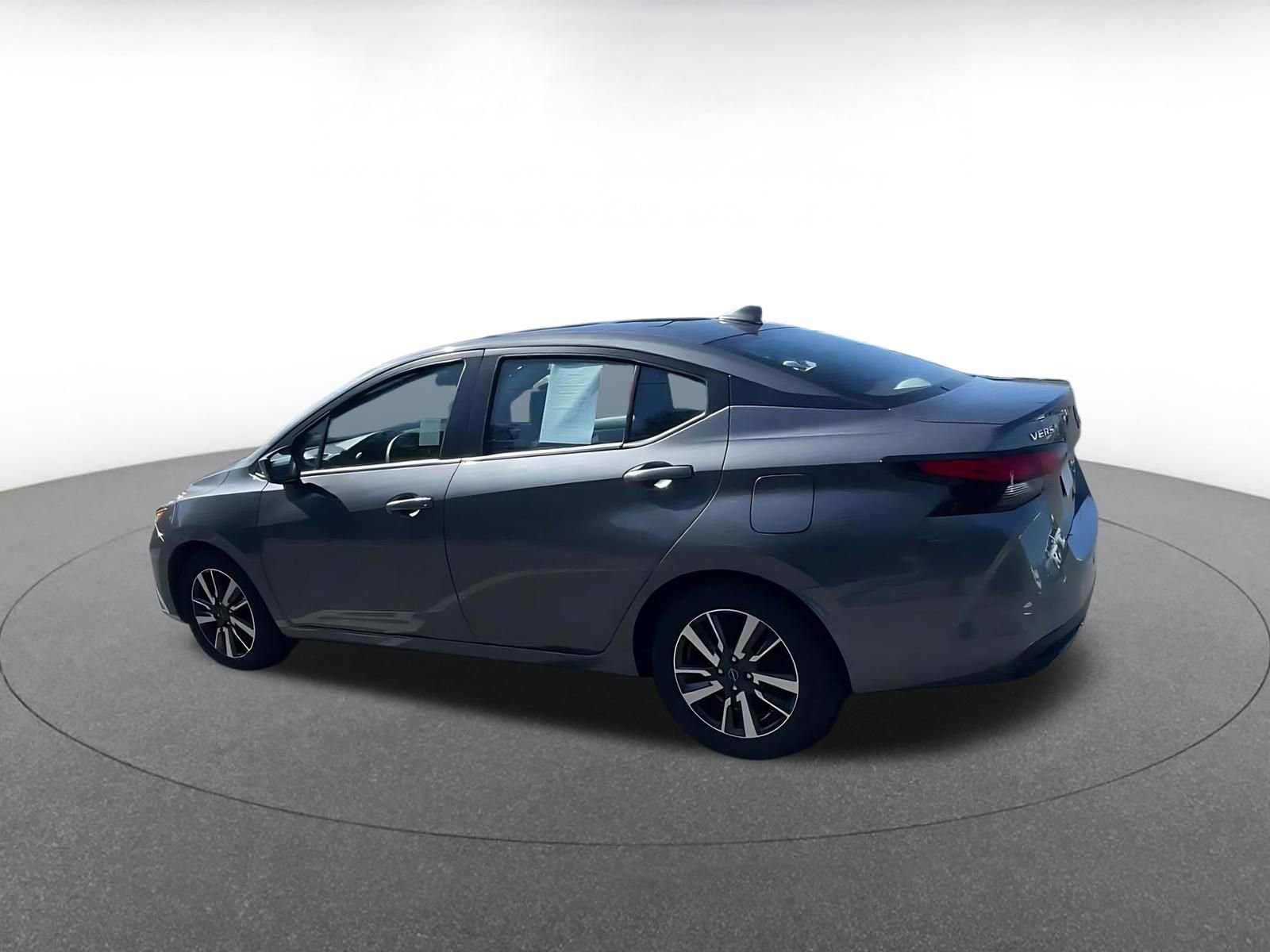 Used 2025 Nissan Versa SV image 10