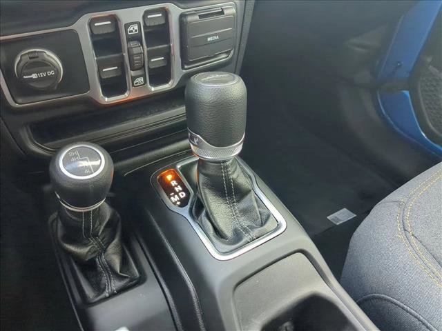 Certified 2025 Jeep Gladiator Sport image 12