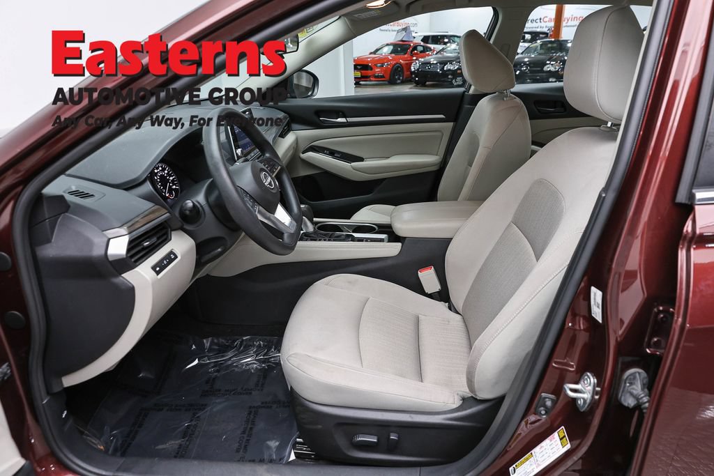 Used 2023 Nissan Altima 2.5 SV AWD/4WD image 14