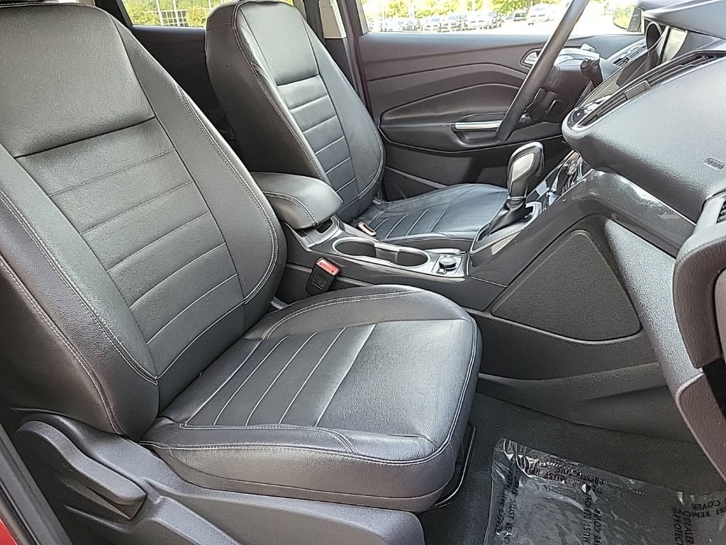 Used 2014 Ford Escape Titanium w/ Equipment Group 401A AWD/4WD image 15