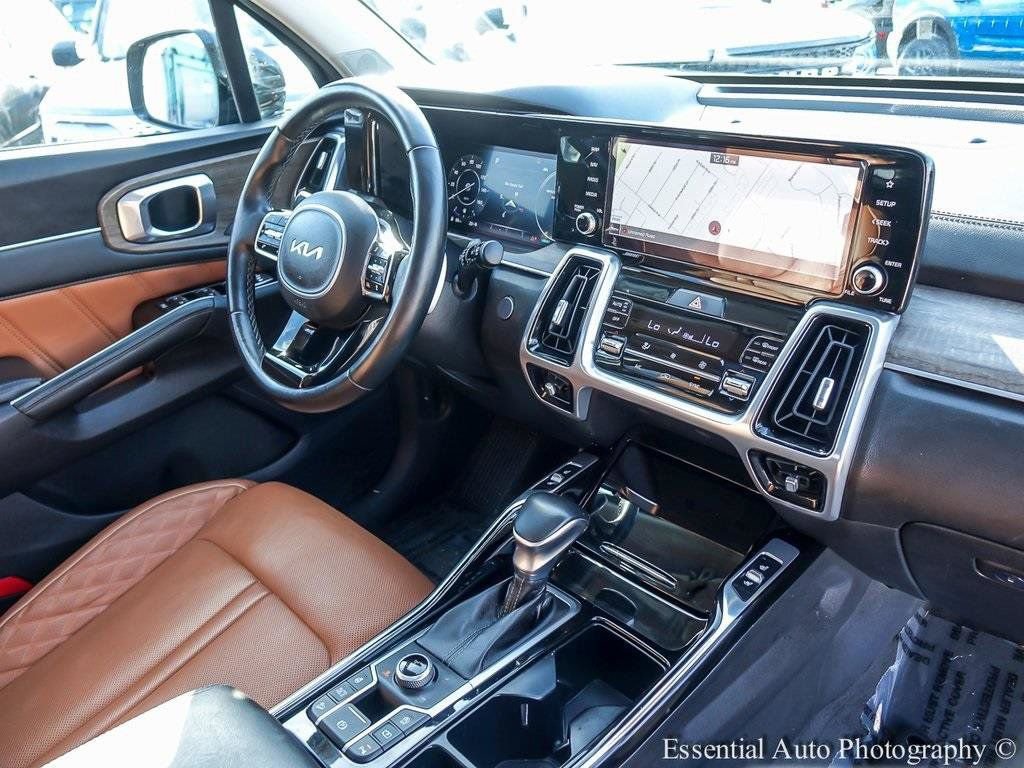 Used 2022 Kia Sorento SX Prestige w/ Rust Color Package image 31