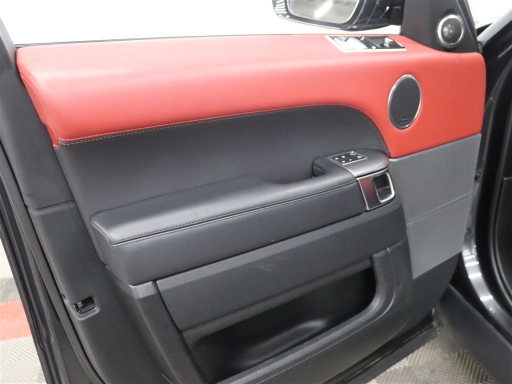 Used 2019 Land Rover Range Rover Sport HST AWD/4WD image 20