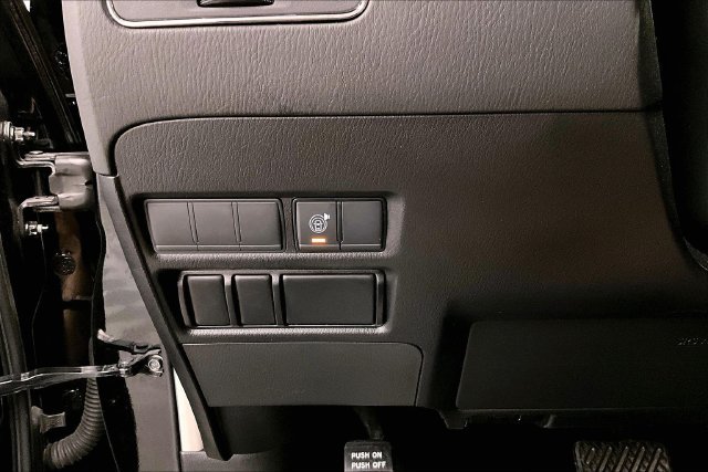 Used 2023 Nissan Armada S RWD image 37