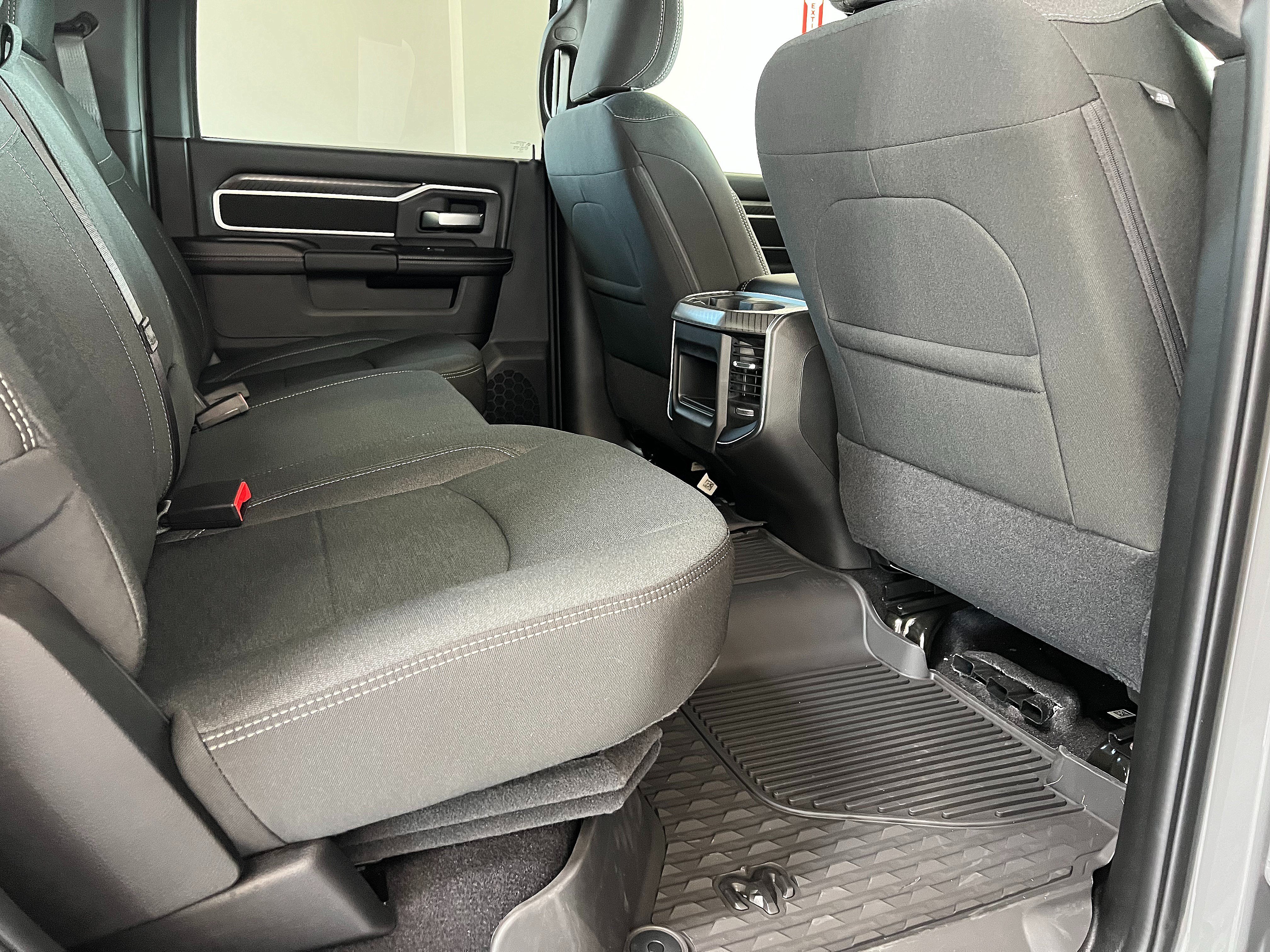 New 2026 RAM 2500 Big Horn AWD/4WD image 24