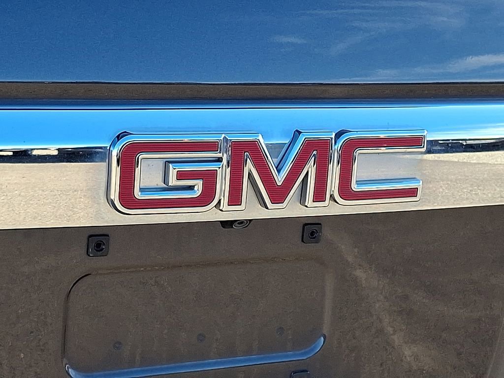 Used 2018 GMC Yukon Denali image 32