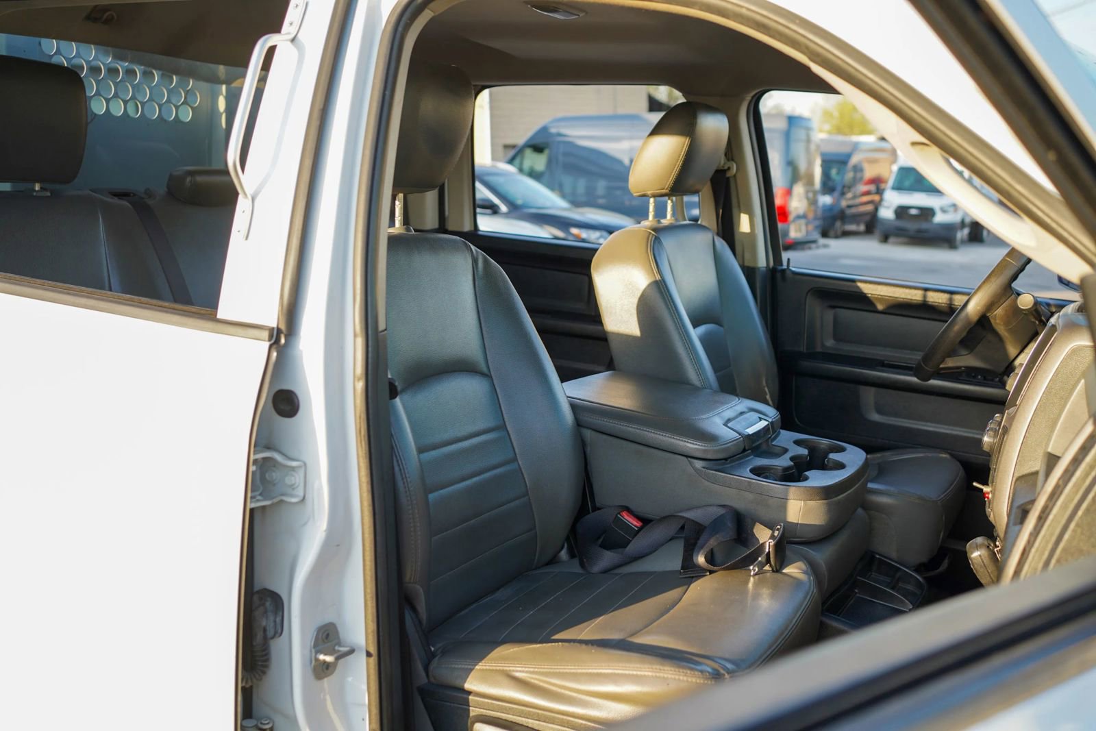 Used 2014 RAM 5500 Tradesman image 33
