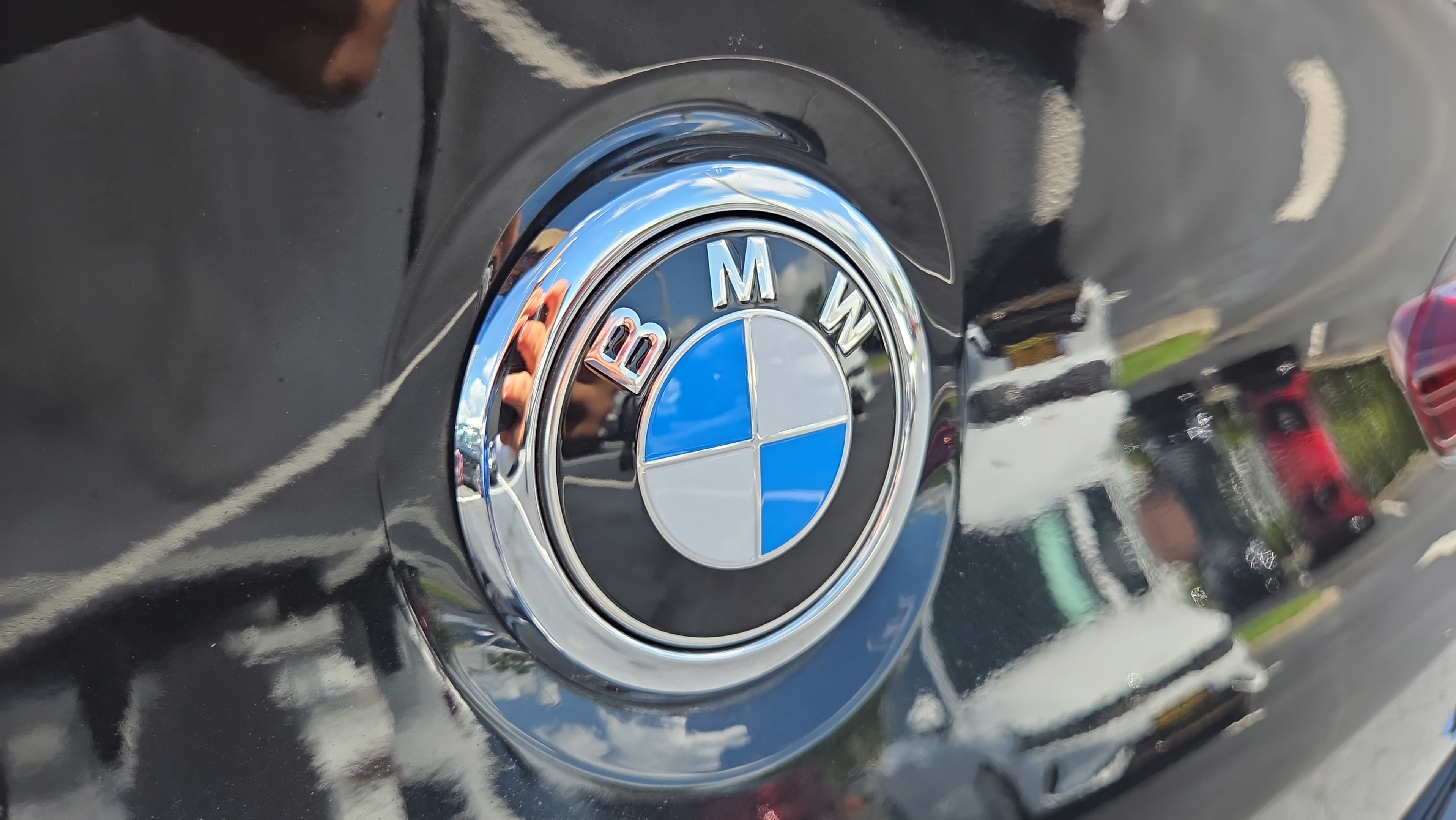 Used 2019 BMW X4 xDrive30i w/ Driving Assistance Package AWD/4WD image 37