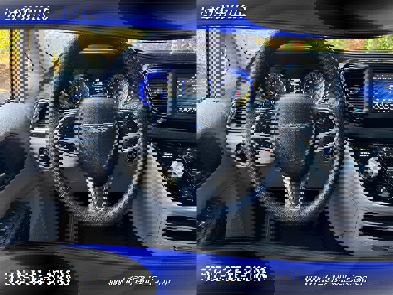 Used 2020 Chrysler Voyager Lxi image 12