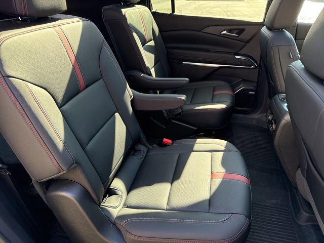 Used 2024 Chevrolet Traverse RS w/ LPO, Floor Liner Package image 32