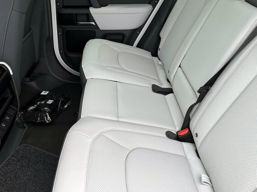 New 2025 Land Rover Defender 110 S image 12