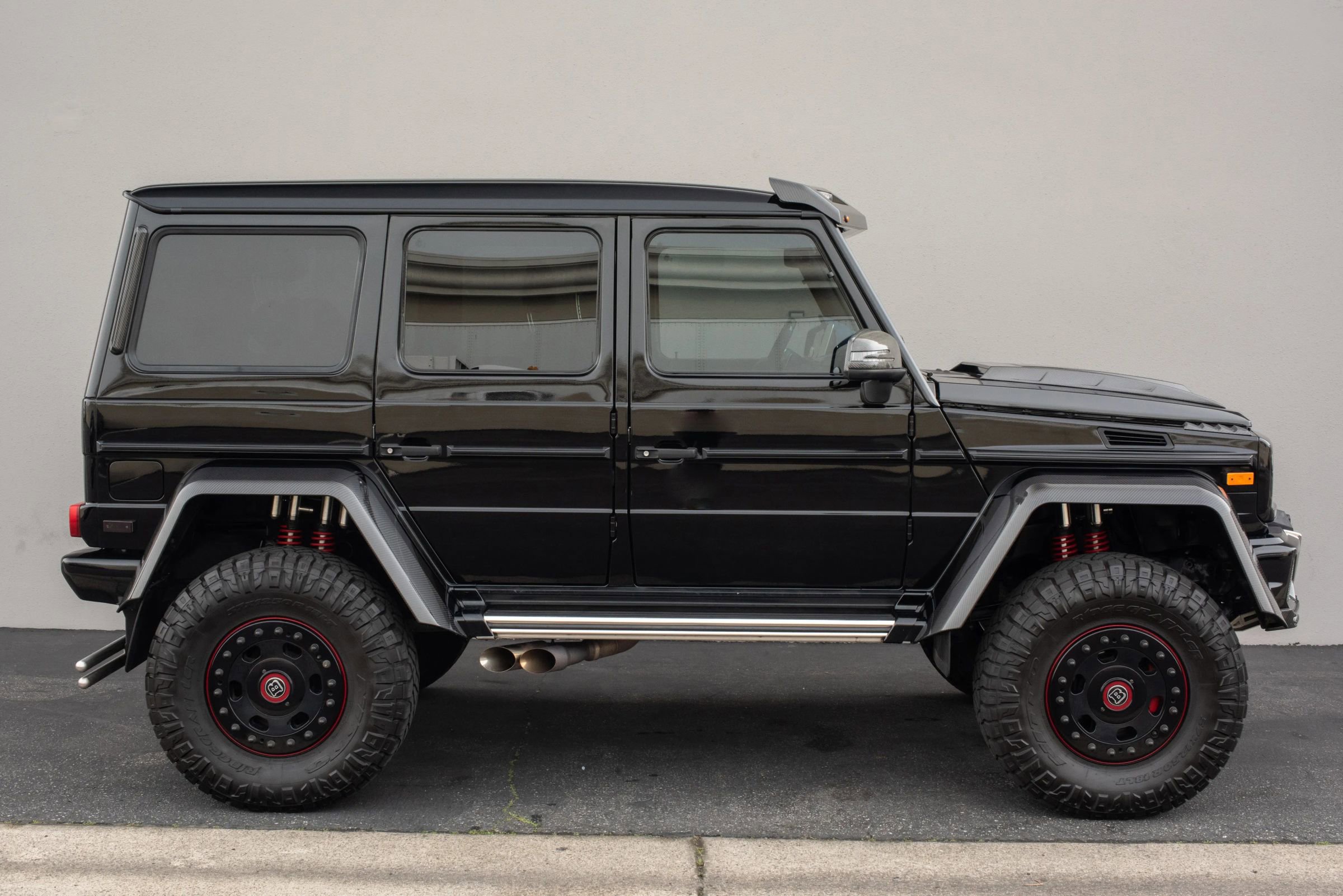 Used 2017 Mercedes-Benz G 550 Squared image 8