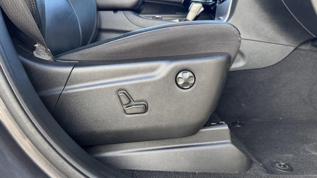 Used 2021 Jeep Grand Cherokee Limited image 20