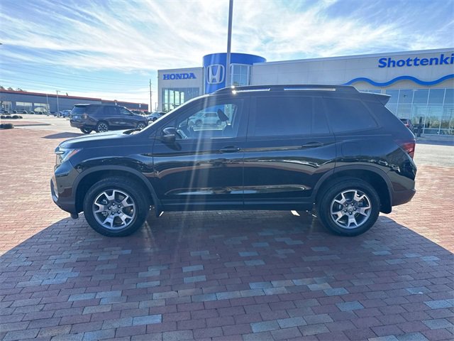 Certified 2023 Honda Passport TrailSport image 33