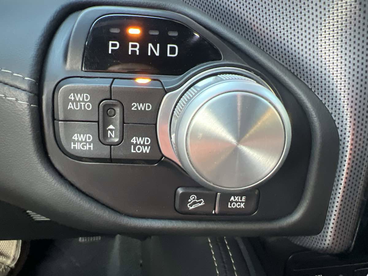 Used 2019 RAM 1500 Limited AWD/4WD image 20