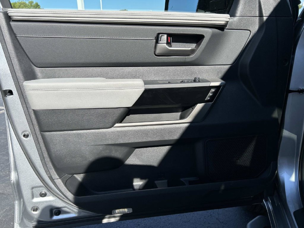 New 2026 Toyota Tundra Limited AWD/4WD image 25