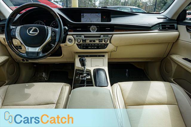 Used 2014 Lexus ES 350 SEDAN w/ Luxury Package image 22