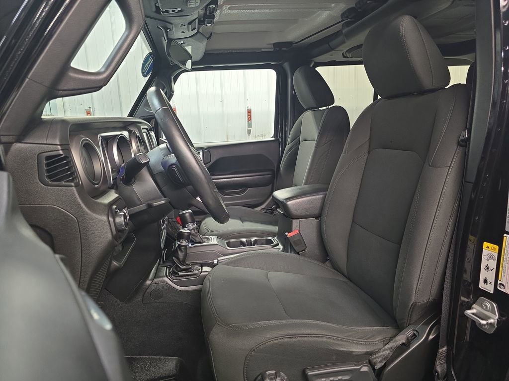 Used 2018 Jeep Wrangler Unlimited Sport S image 13