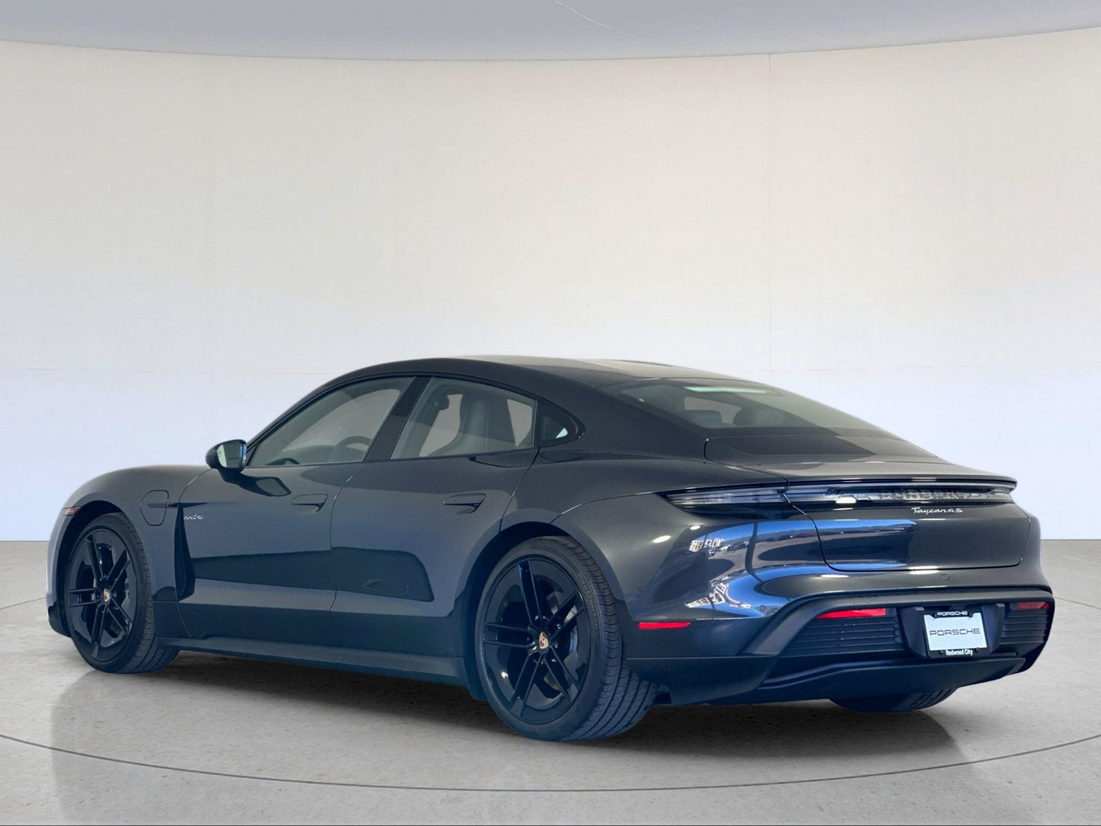 New 2026 Porsche Taycan 4S AWD/4WD image 3