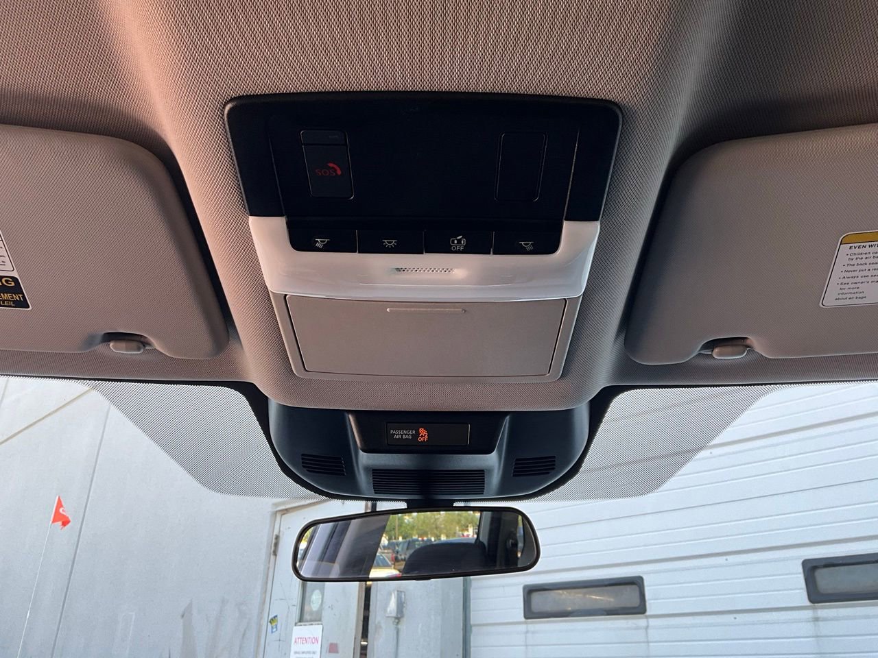 Used 2025 Nissan Rogue SV image 16