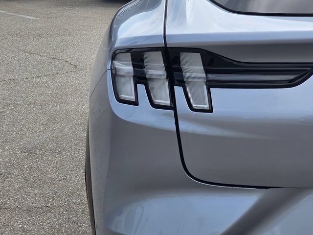 Used 2022 Ford Mustang Mach-E Premium RWD image 6