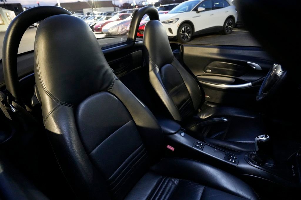 Used 2004 Porsche Boxster S image 21