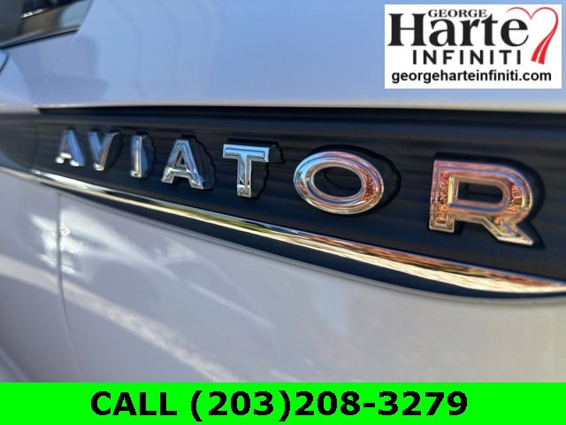 Used 2022 Lincoln Aviator AWD w/ Premium Package image 32