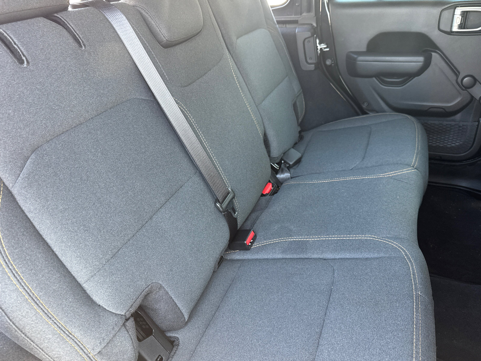 Used 2024 Jeep Wrangler Sport image 16