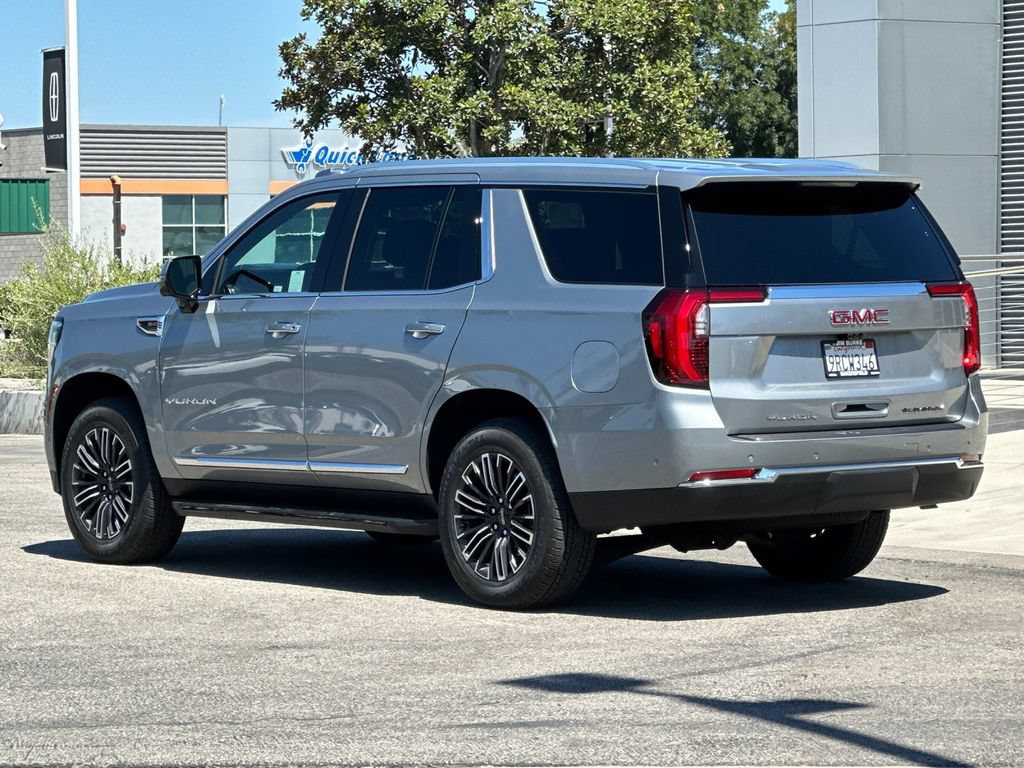 Used 2025 GMC Yukon Elevation w/ Elevation Premium Package AWD/4WD image 5