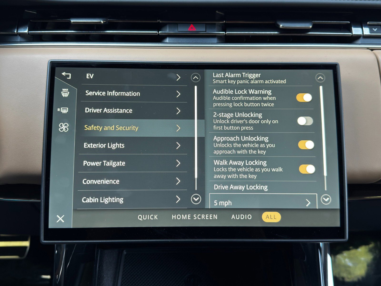 Used 2024 Land Rover Range Rover Sport Autobiography image 33