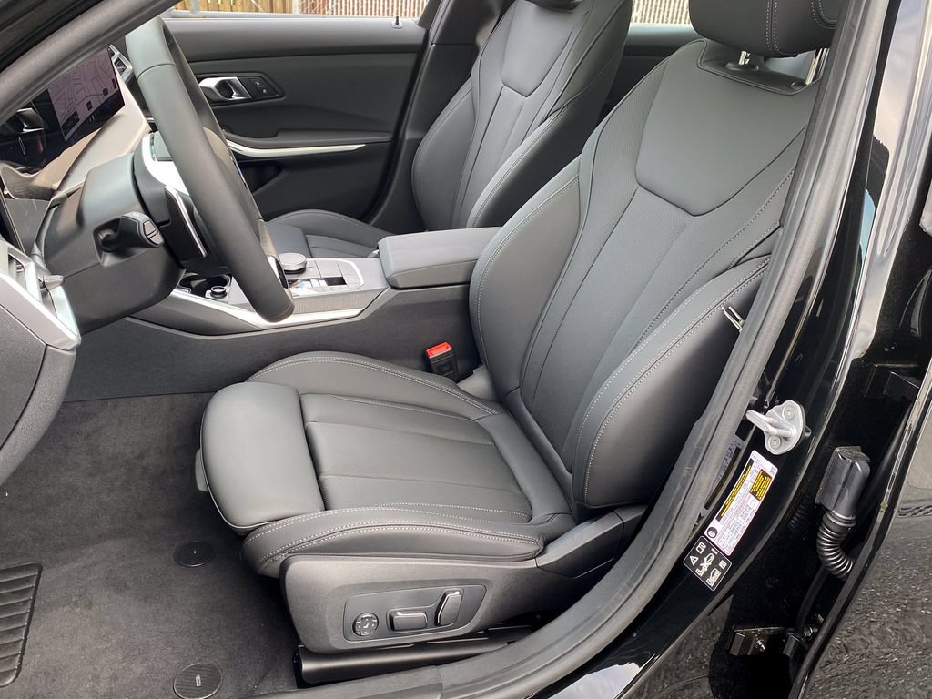 New 2026 BMW 330i xDrive Sedan w/ Premium Package AWD/4WD image 11