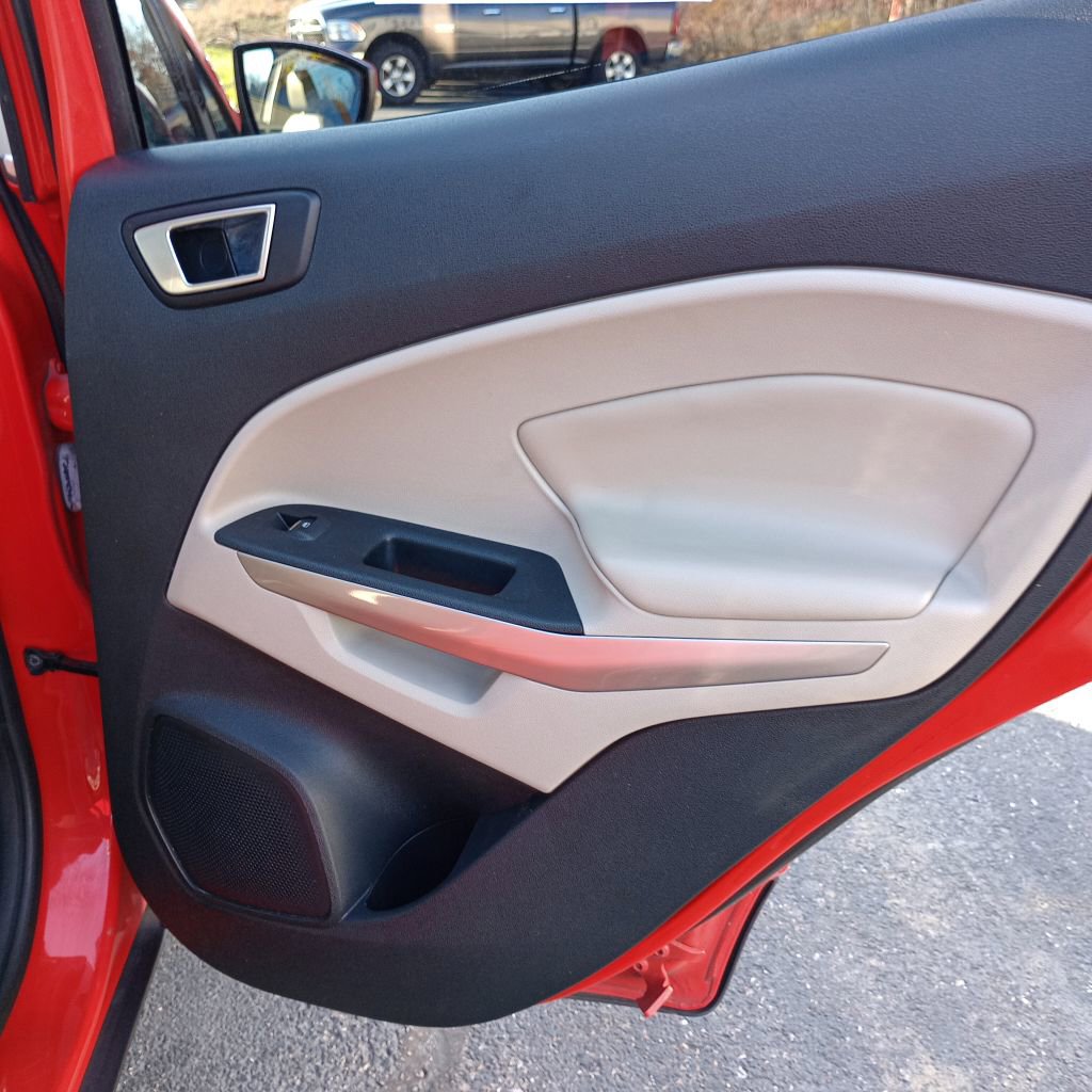 Used 2020 Ford EcoSport Titanium image 17