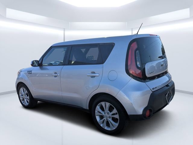 Used 2015 Kia Soul + image 5