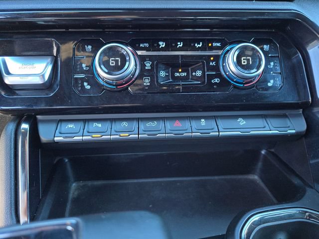 Used 2024 GMC Sierra 1500 AT4 w/ Technology Package AWD/4WD image 33