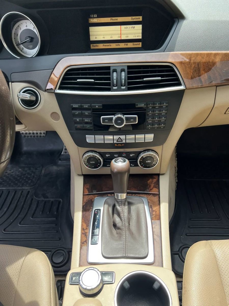 Used 2012 Mercedes-Benz C 250 Sedan image 15