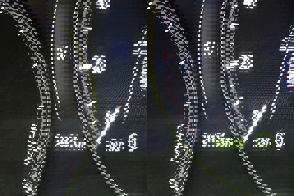 Used 2025 MAZDA CX-50 2.5 Hybrid w/ Premium Plus Pkg image 18