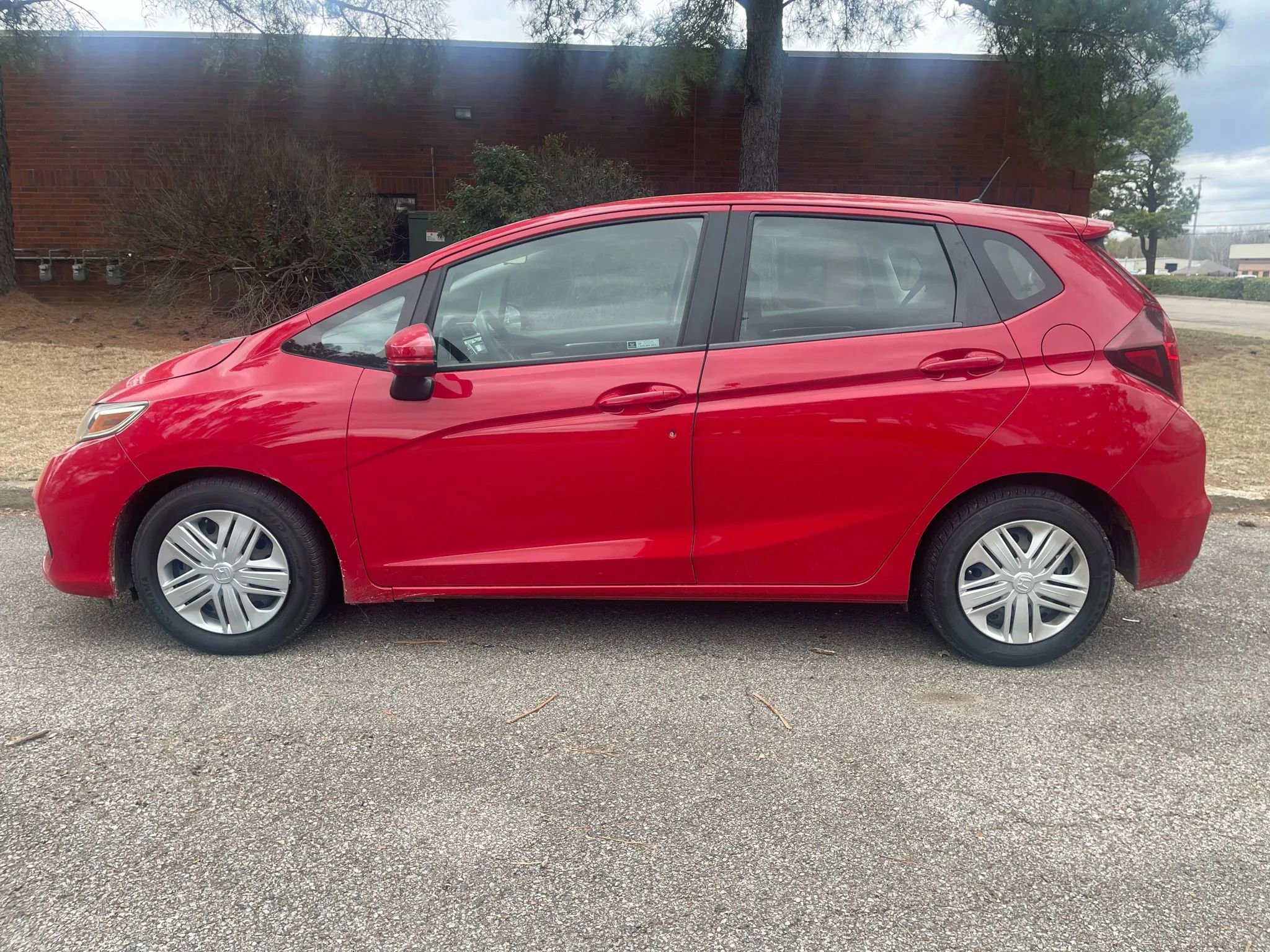 Used 2019 Honda Fit LX image 2