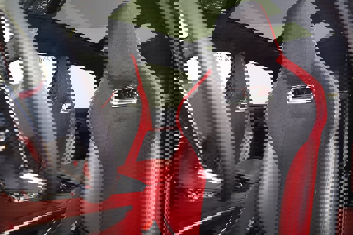 Used 2024 Jaguar F-PACE SVR image 46