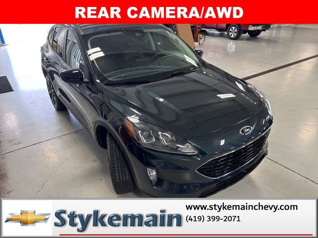 Used 2022 Ford Escape SEL w/ SEL Stealth AWD Package image 32