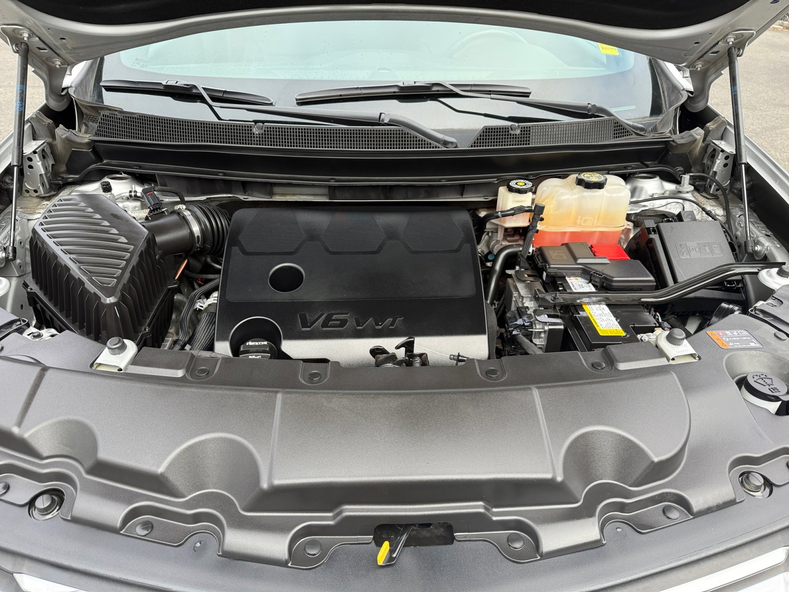 Used 2022 Chevrolet Traverse LT image 20