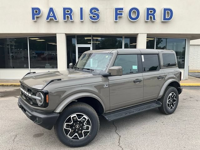 New 2026 Ford Bronco Outer Banks AWD/4WD image 1
