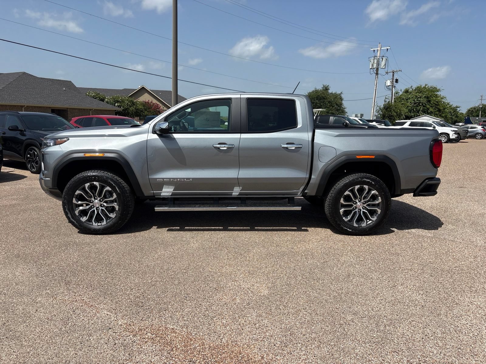 New 2026 GMC Canyon Denali AWD/4WD image 2