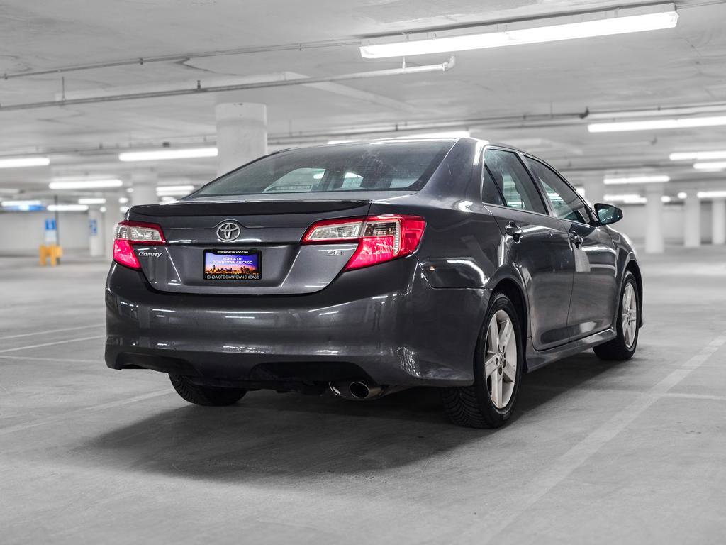 Used 2014 Toyota Camry SE FWD image 7