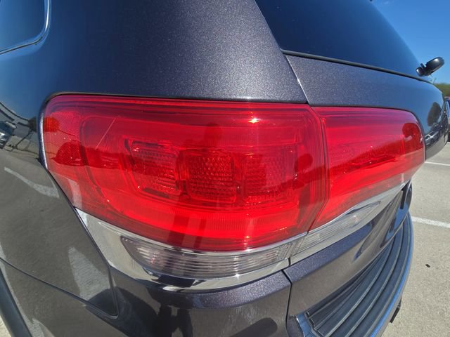 Used 2018 Jeep Grand Cherokee Limited w/ Trailer Tow Group IV image 35