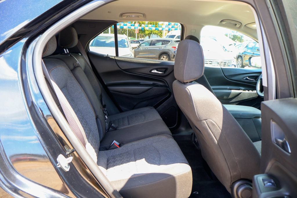 Used 2024 Chevrolet Equinox LT w/ LPO, Blackout Package FWD image 10