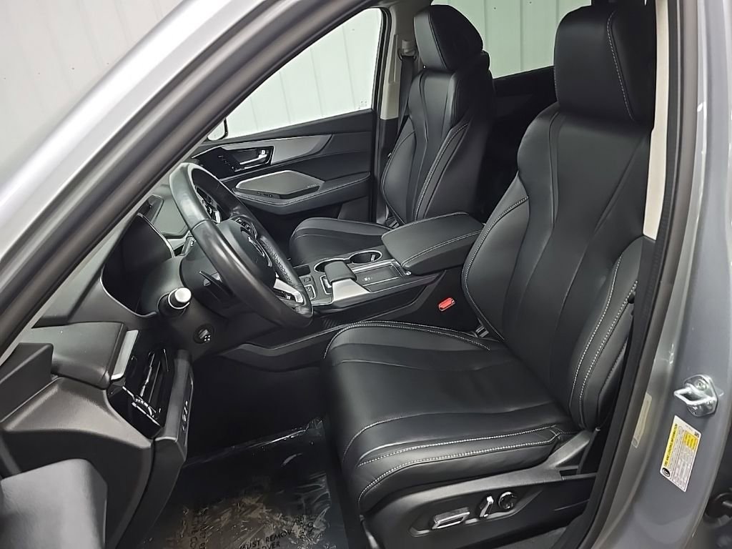 Used 2023 Acura MDX SH-AWD w/ Technology Package image 30